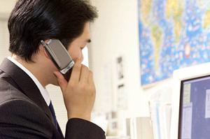 幅広いサイズの電子看板の製品を用意